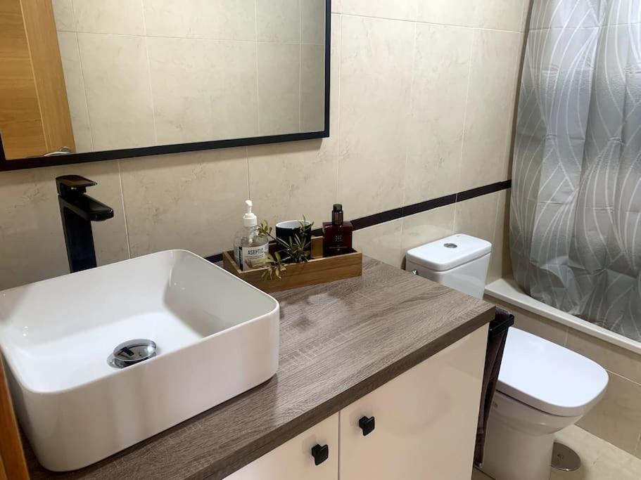 Precioso Apartamento, Luminoso, Equipado Торре-де-Бенагальбон Экстерьер фото